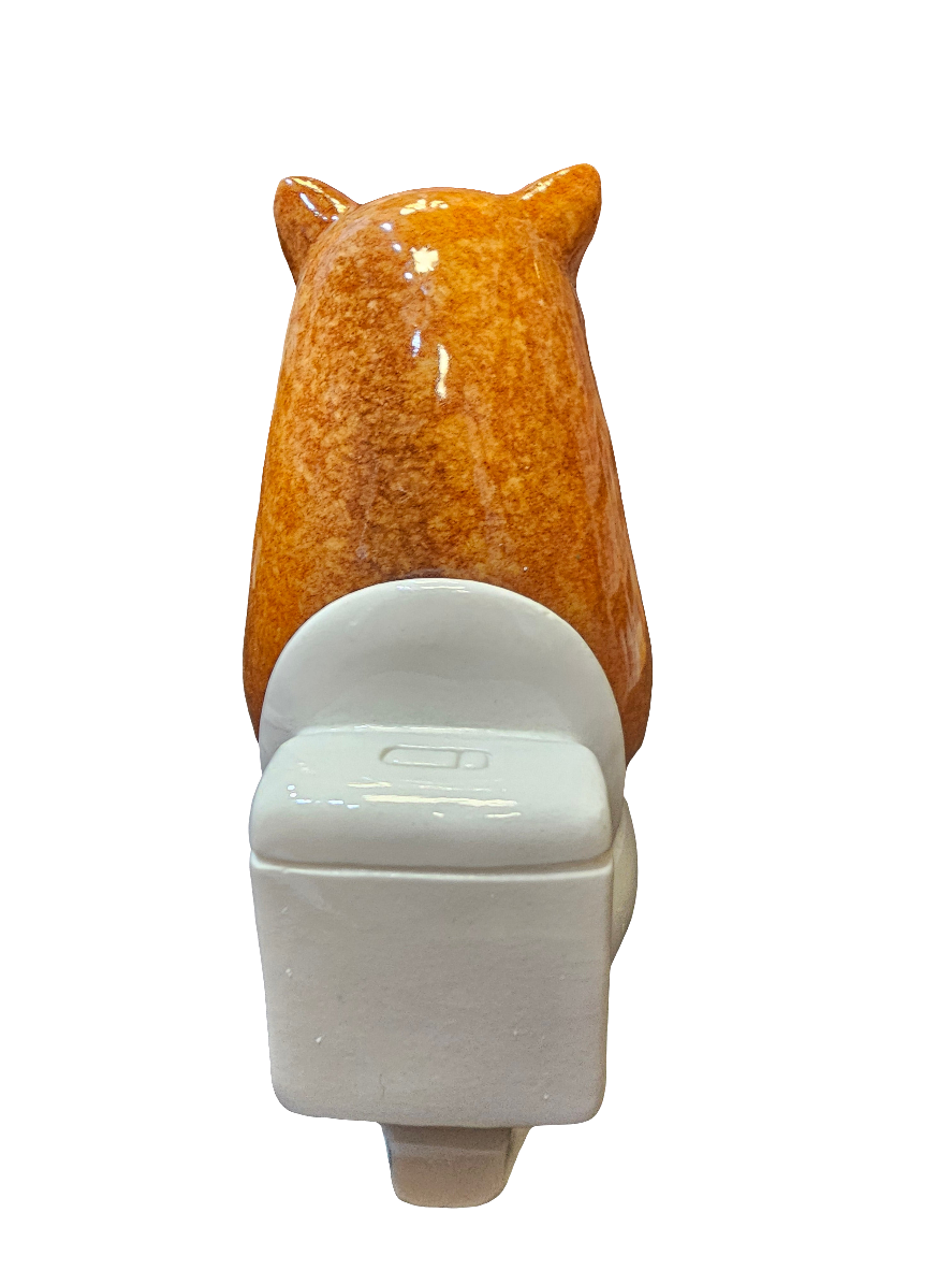 Take a Seat Cat on the Loo statue