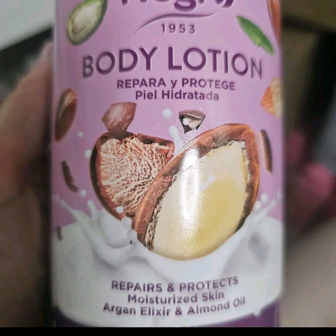 Tulipan Negro Body Lotions