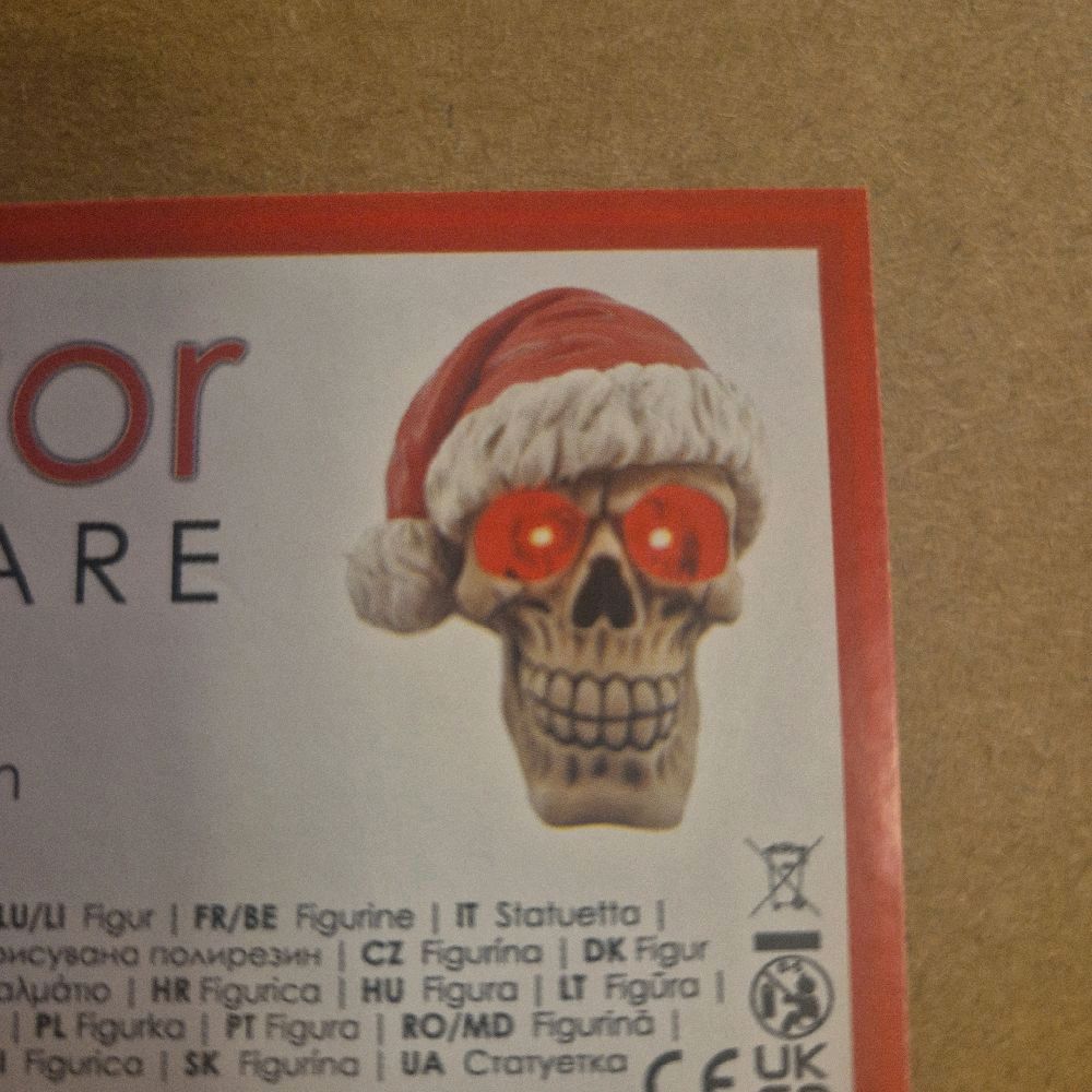 Silent Night Skull Figurine 15.5cm Ornaments Decor