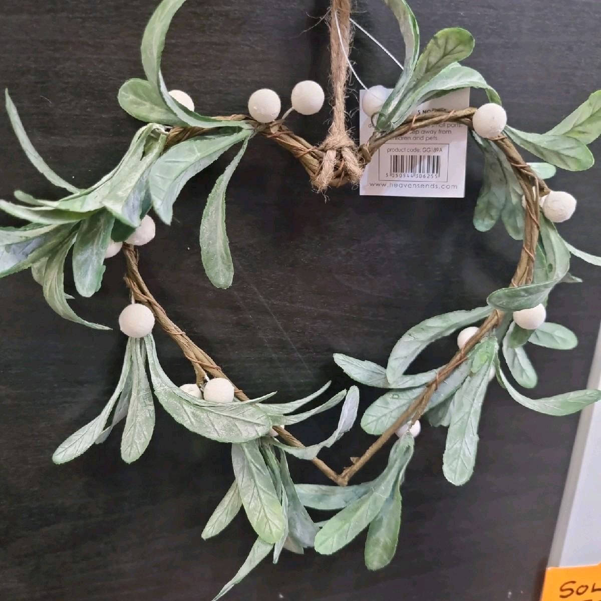 Heart Shaped Hanging Mistletoe - Festive Home Decor