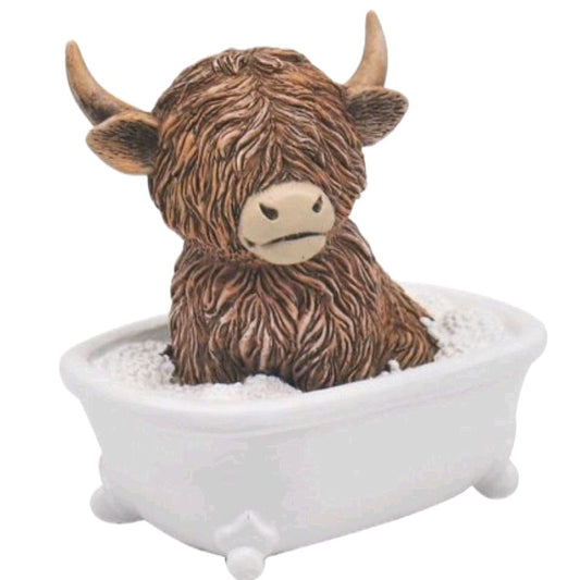 Highland Cow Soaking in Bath Ornament - 18cm - Home Decor Gift - Decoration