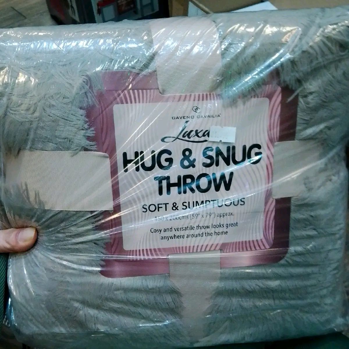 Hug & Snug Throw, 150 x 200cm