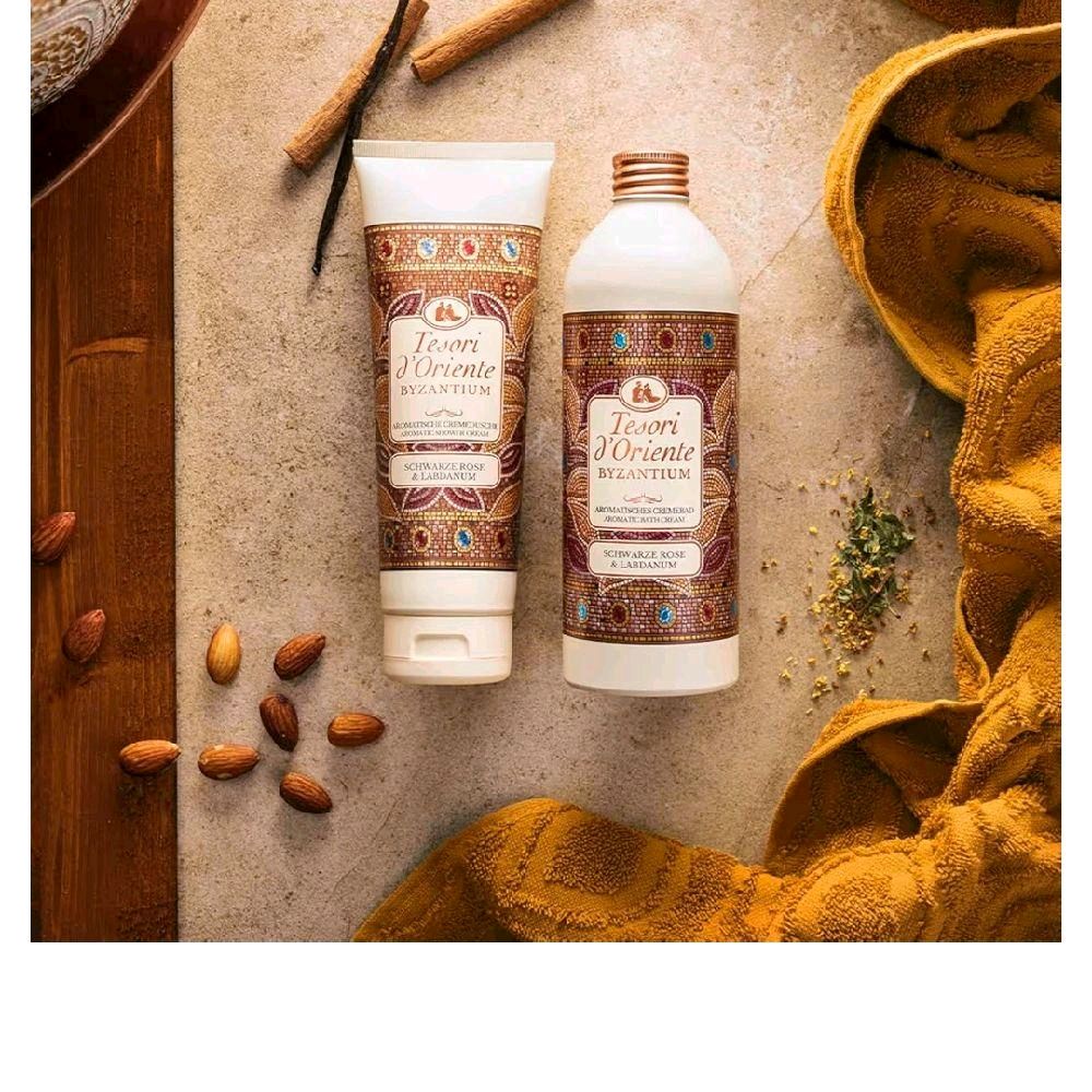 Italian Bath Cream 500ml in Black Rose and Labdanum - Luxurious Body Care Product Cleansing Aroma