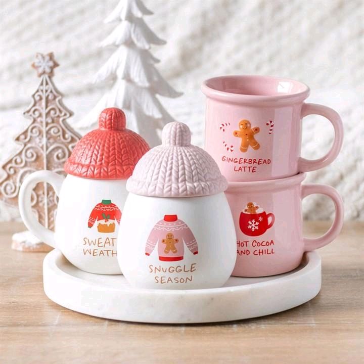 Sweater Weather Lidded Mug Drinkware Winter 480ml Tumbler Cup Reuse Novelty Christmas Mug with Red Bobble Hat Lid