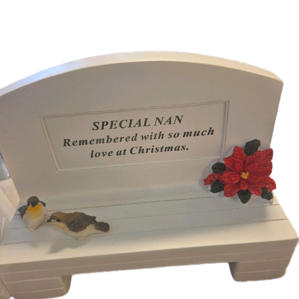 Memorial Xmas Robin Bench Ornament for Nan/Grandad - Festive Decor