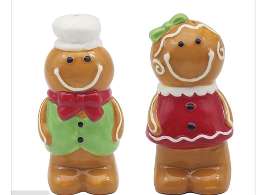 Christmas Gingerbread People Salt and Pepper pots