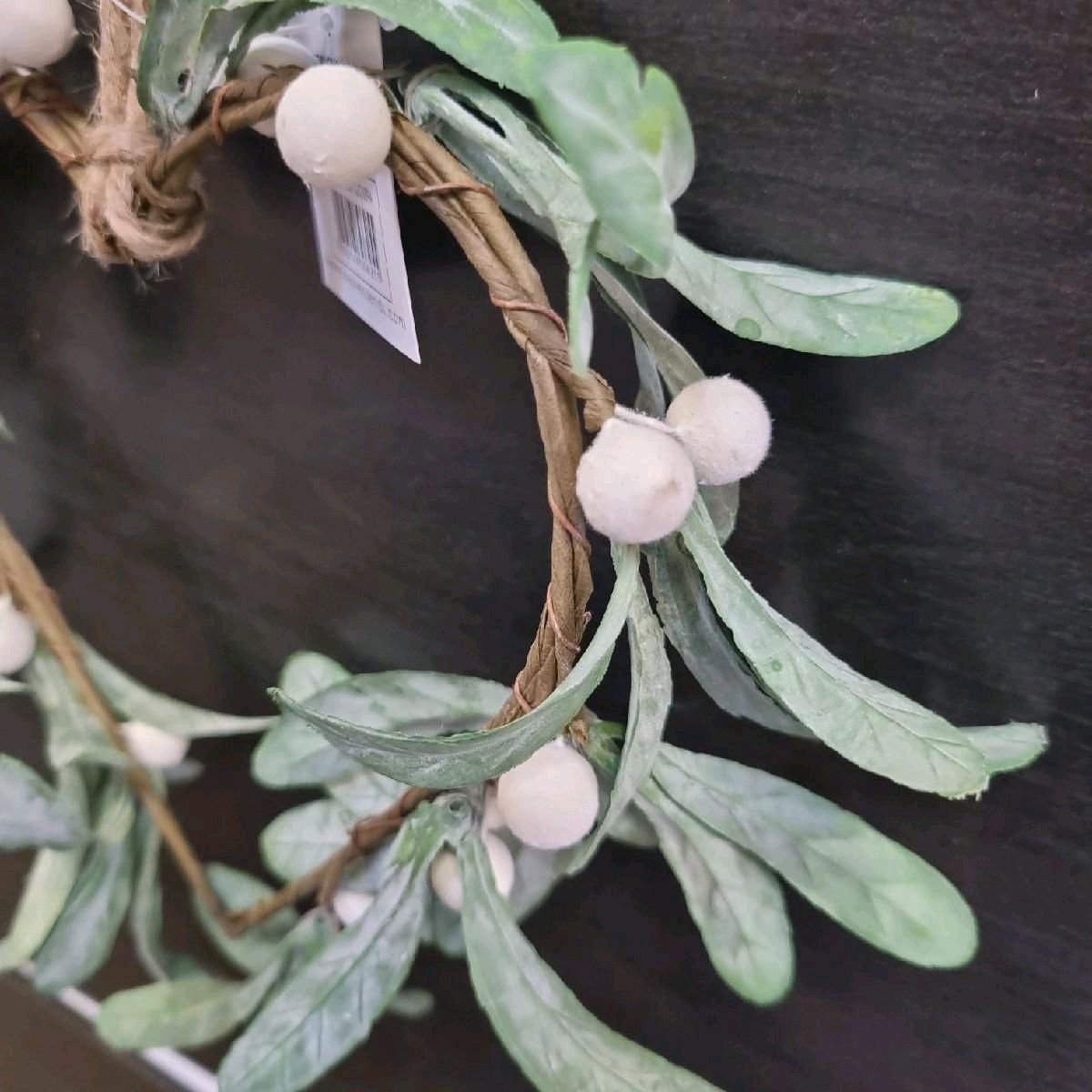 Heart Shaped Hanging Mistletoe - Festive Home Decor