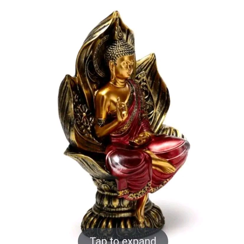 Thai Buddha Seated Lotus Figurine
