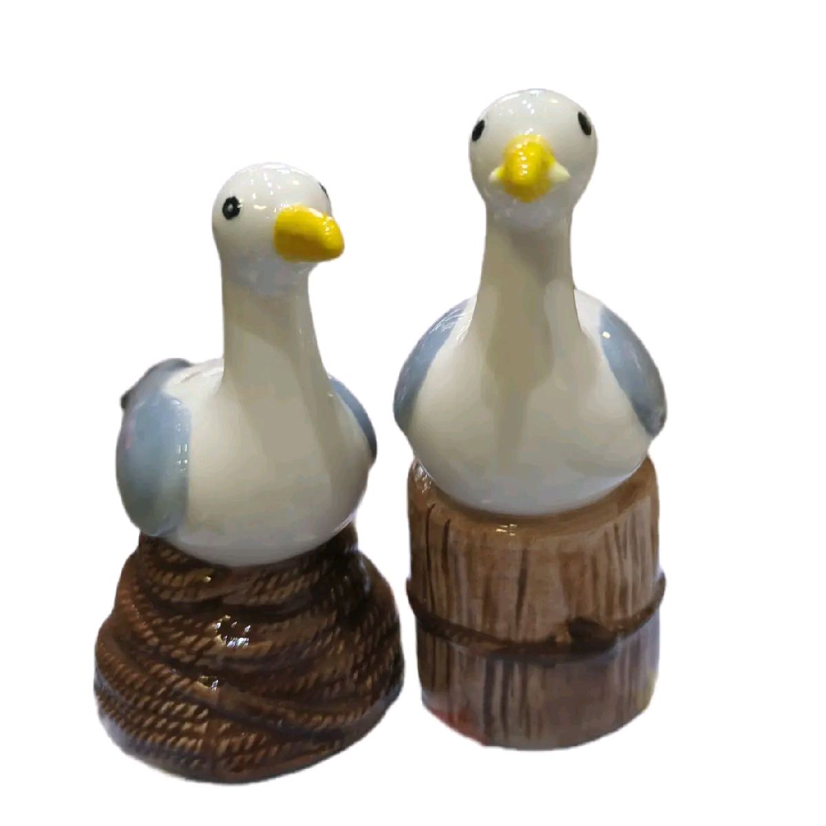 Seagull Salt & Pepper Shakers - Ceramic Nautical Set for Kitchen