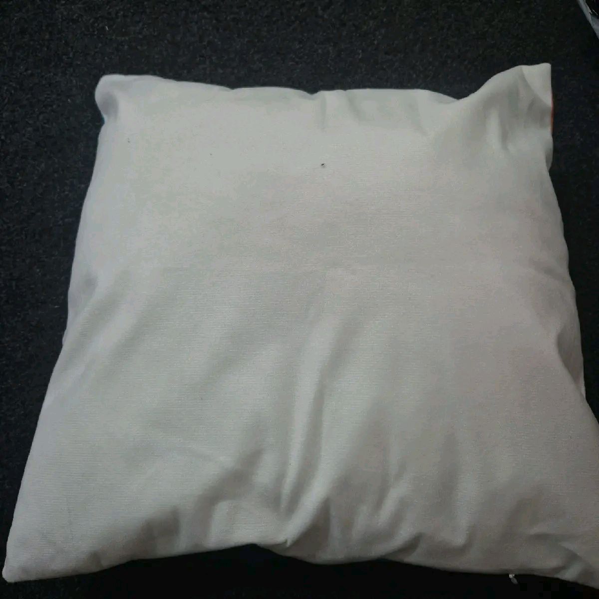 Buddha cushion with pink flower