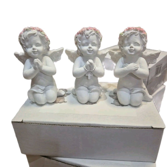Set of 3 praying cherubs