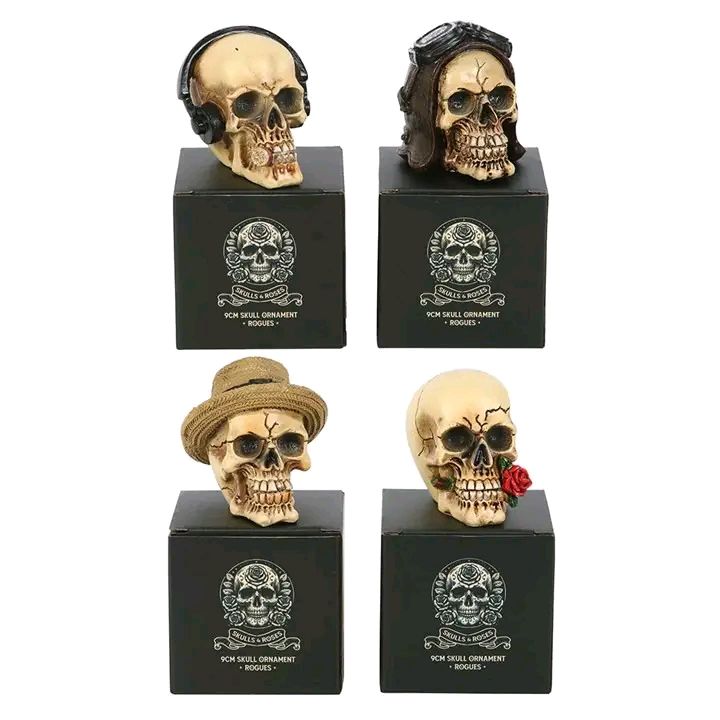 9cm Resin Skull Ornament - assorted designs
