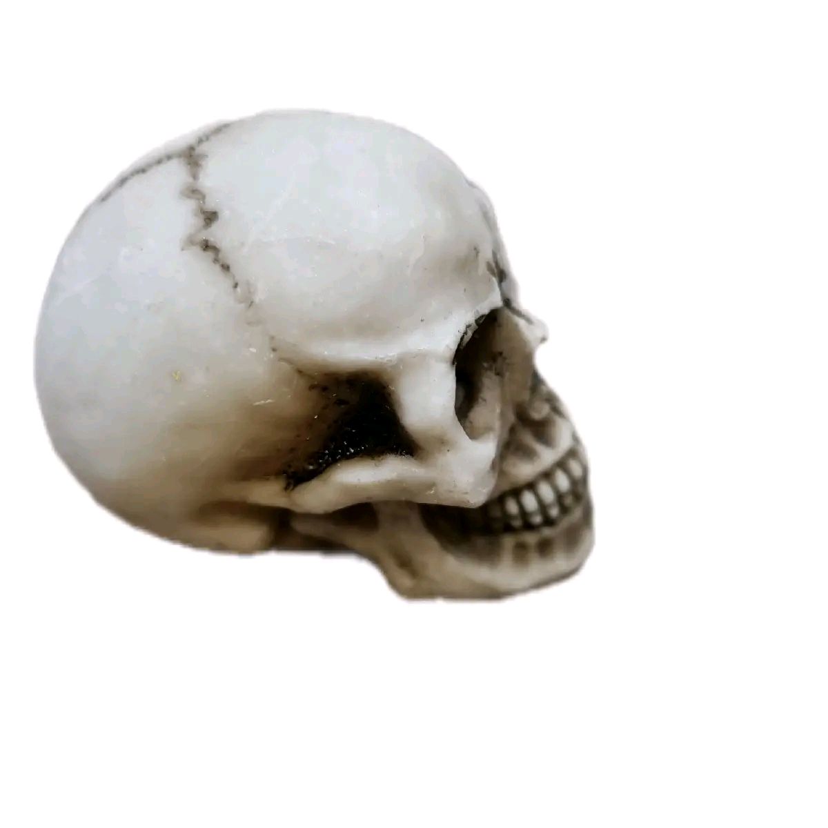 Small Red Eyed Skull Ornament