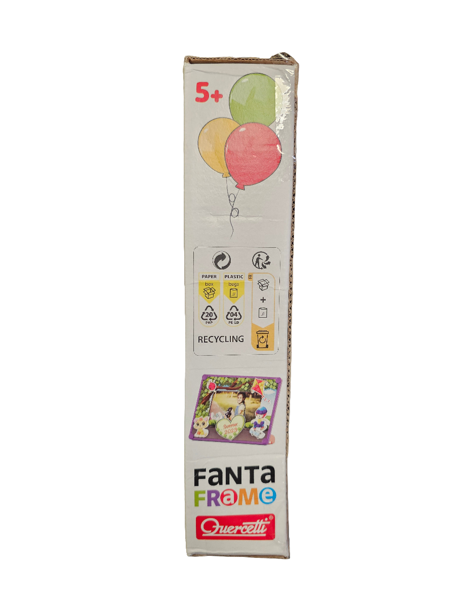 Fantaframe, an innovative and creative photo frame kit for children aged 5 and up.
