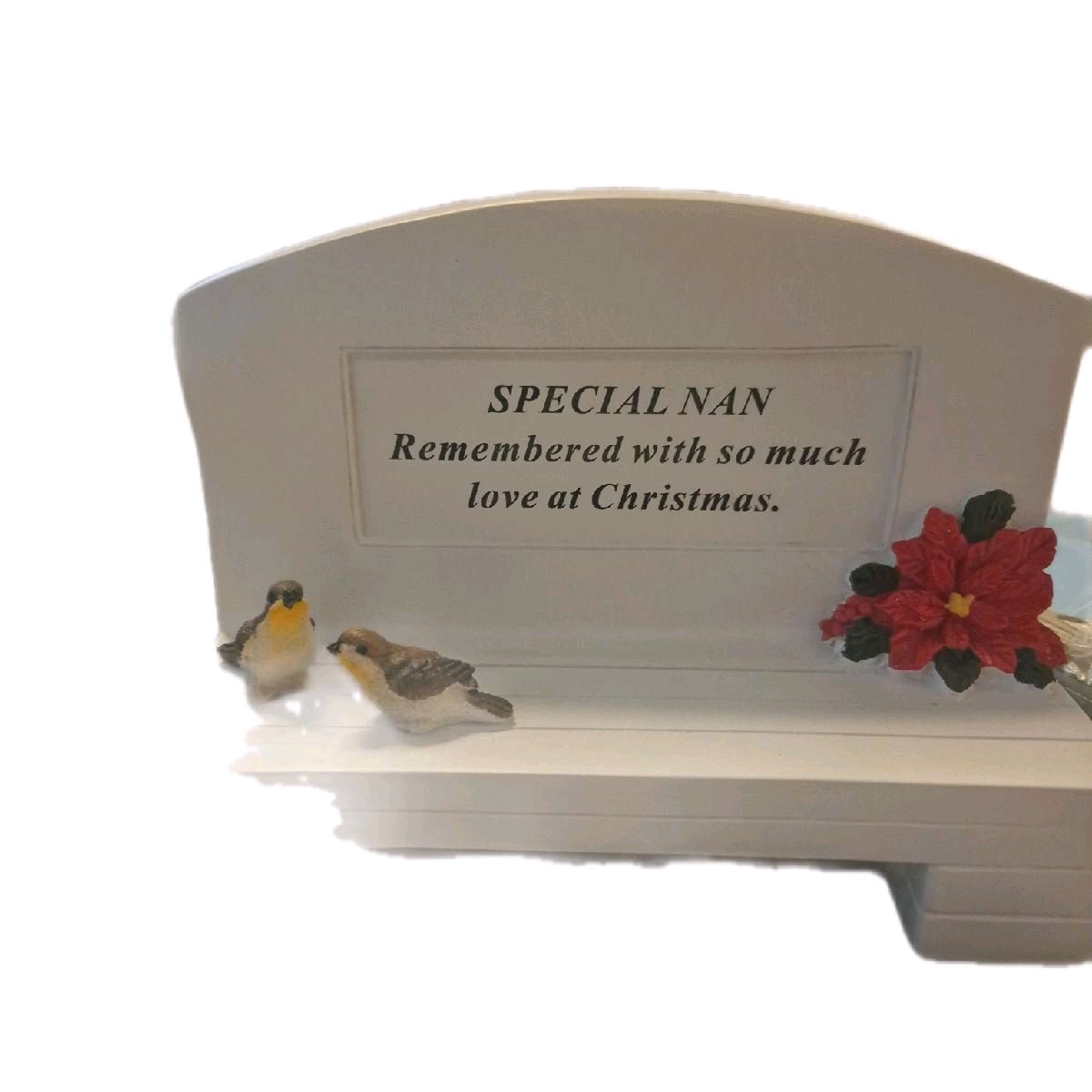 Memorial Xmas Robin Bench Ornament for Nan/Grandad - Festive Decor