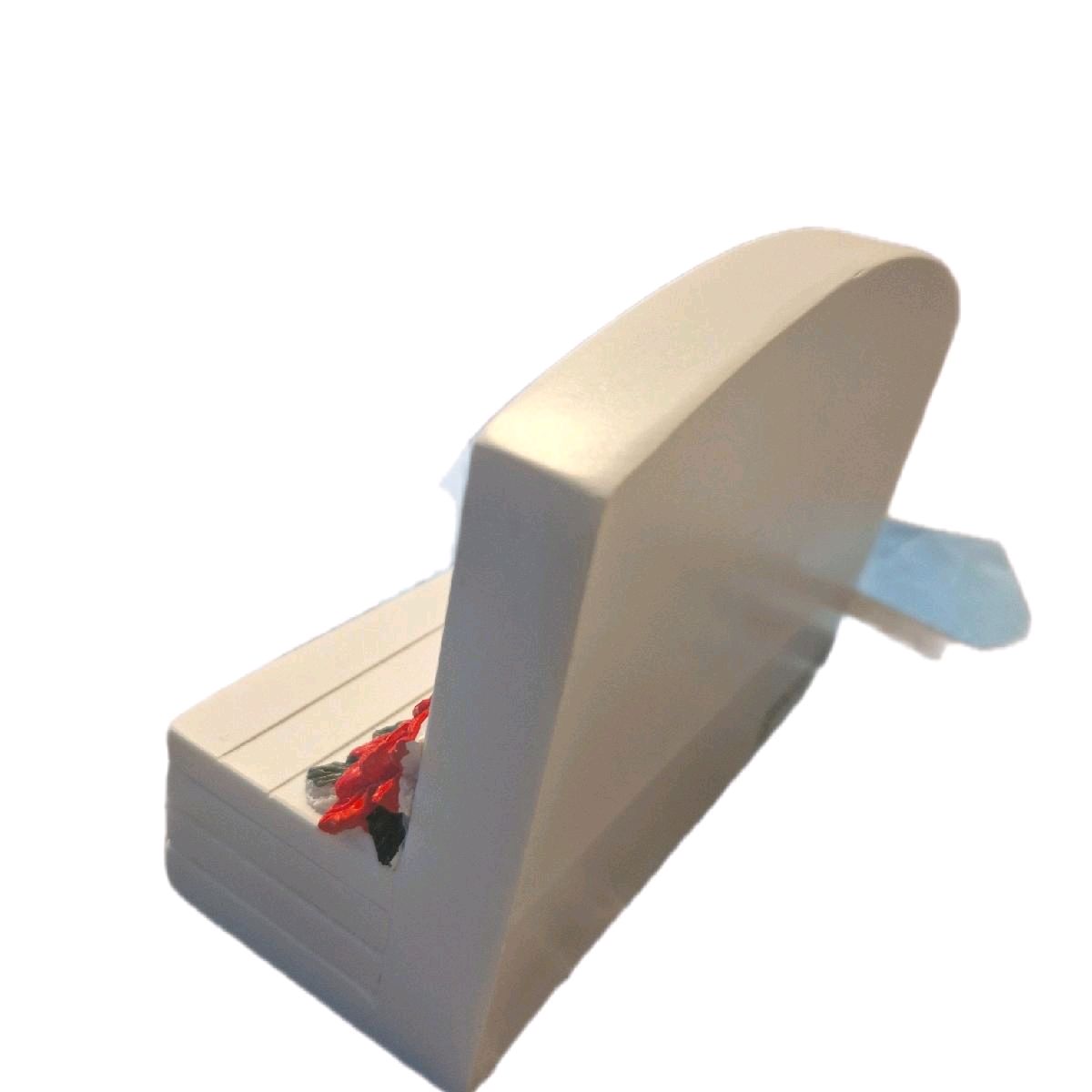 Memorial Xmas Robin Bench Ornament for Nan/Grandad - Festive Decor