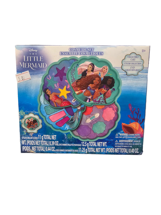 Townley Girl Disney The Little Mermaid Clam Beauty Compact Set