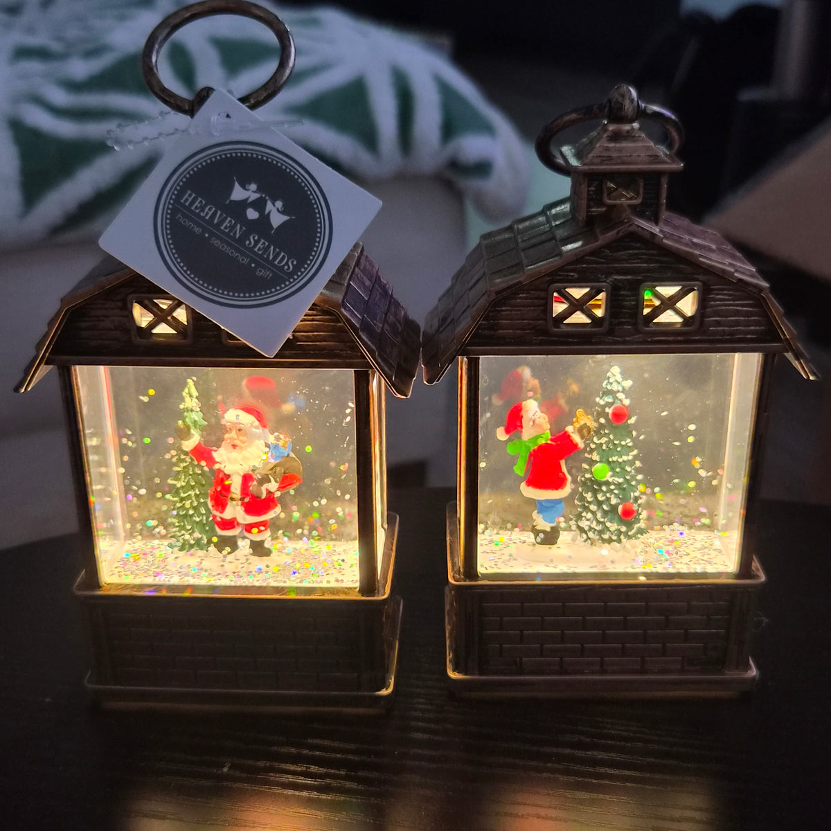 Christmas -Light-Up Snow Scene choice of 2 designs