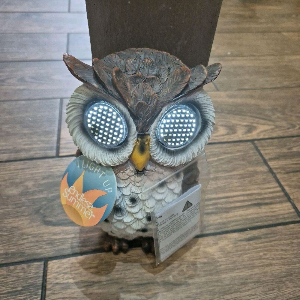 Solar Owl 20.5cm Garden Ornament with Unique Design and Solar Feature