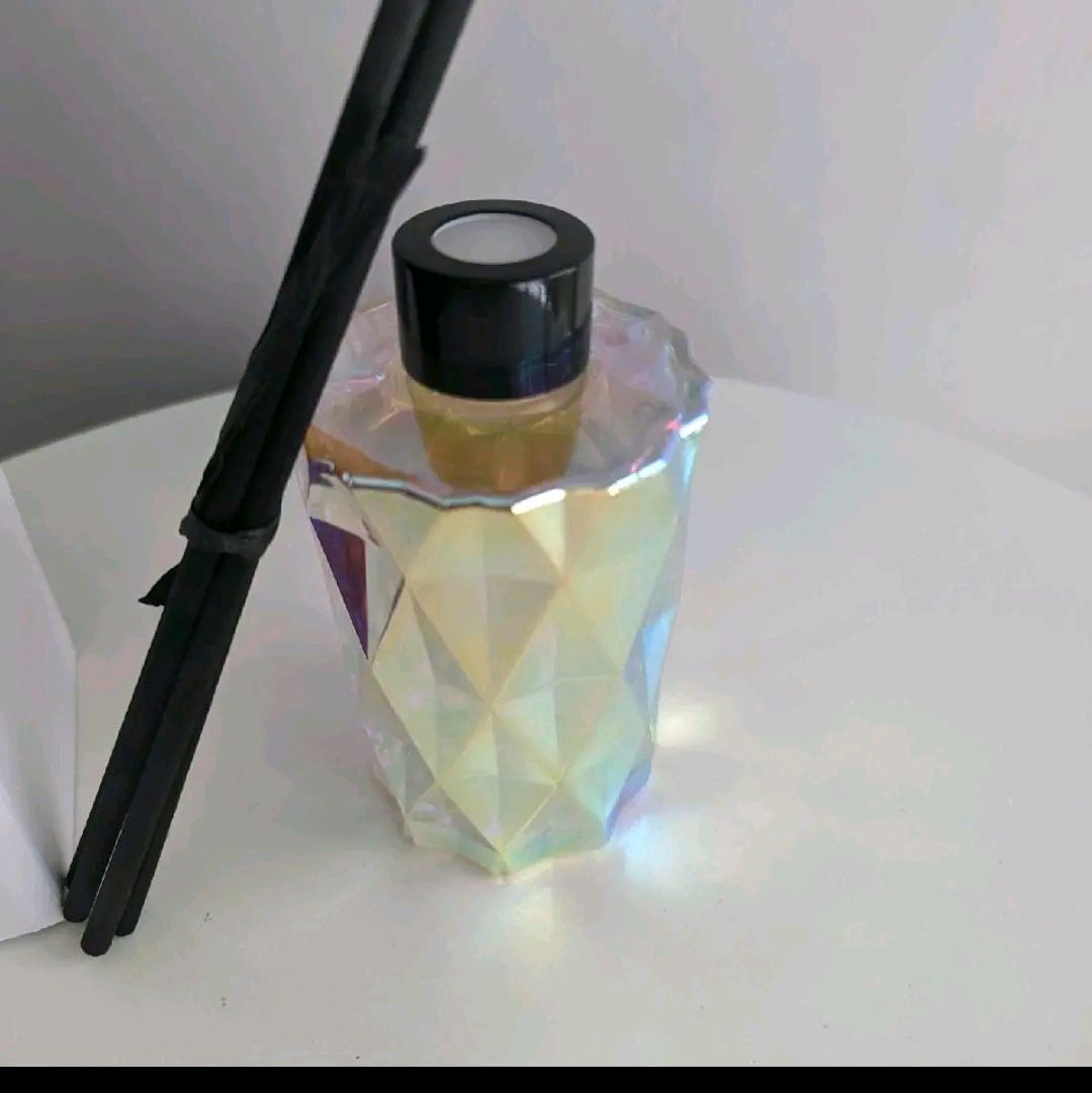 iridescent Reed diffuser Glass