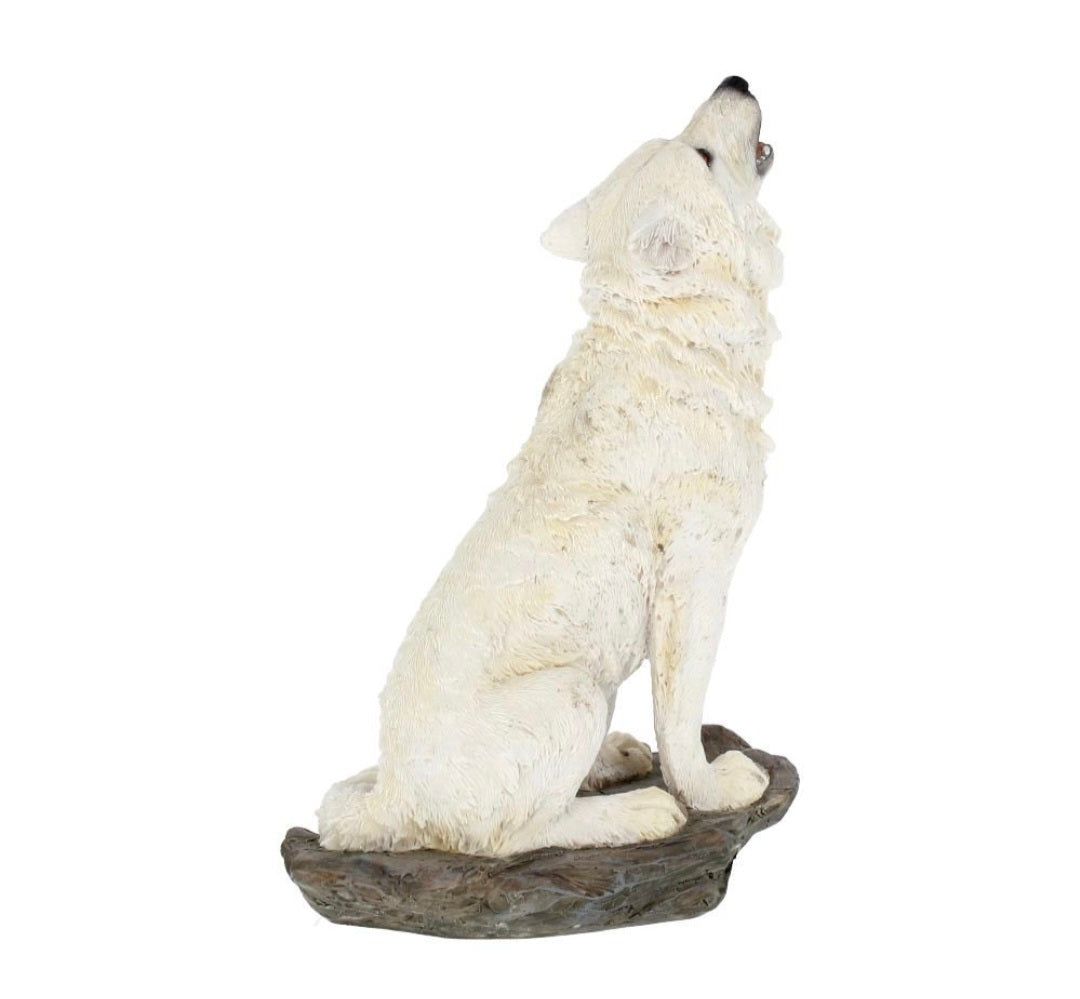 Storms Cry 20cm
Storms Cry Howling White Wolf Figure 20cm