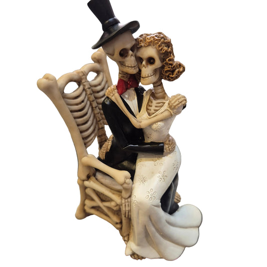 Gothic bride and groom