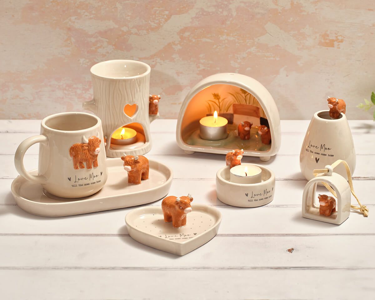TINY WORLD BOXED HIGHLAND COW TREE SHAPED CERAMIC WAX MELT BURNER