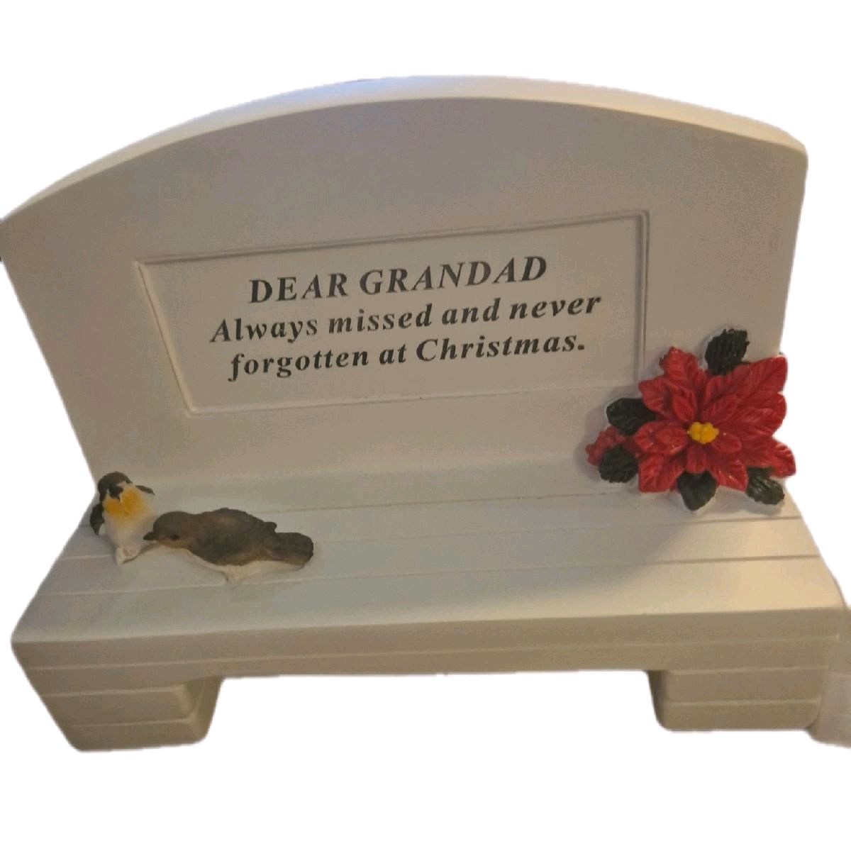 Memorial Xmas Robin Bench Ornament for Nan/Grandad - Festive Decor