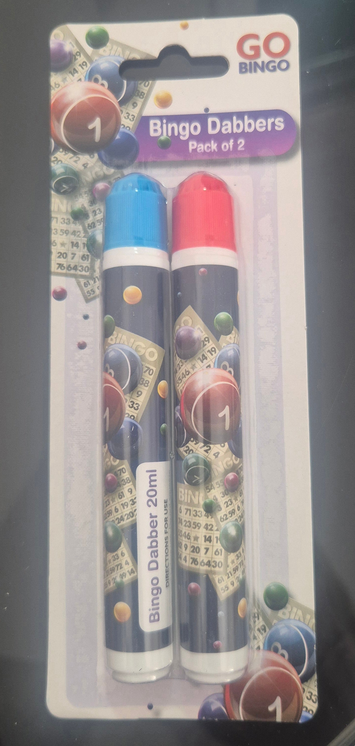 2 pcs Bingo dabbers red and blue