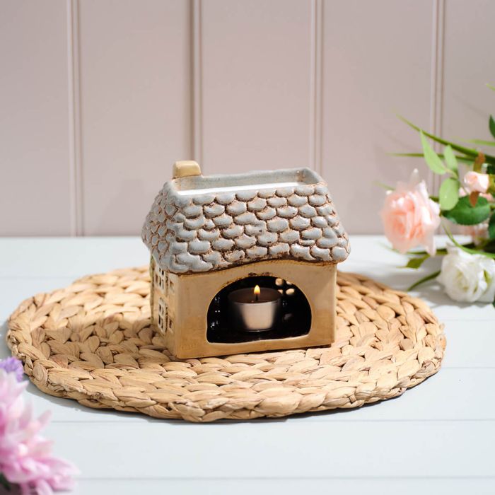 COTTAGE GARDEN STONEWARE HOUSE WITH ROSES AND DOOR LANTERNS ALL EMBOSSED DETAILS WAX MELT BURNER