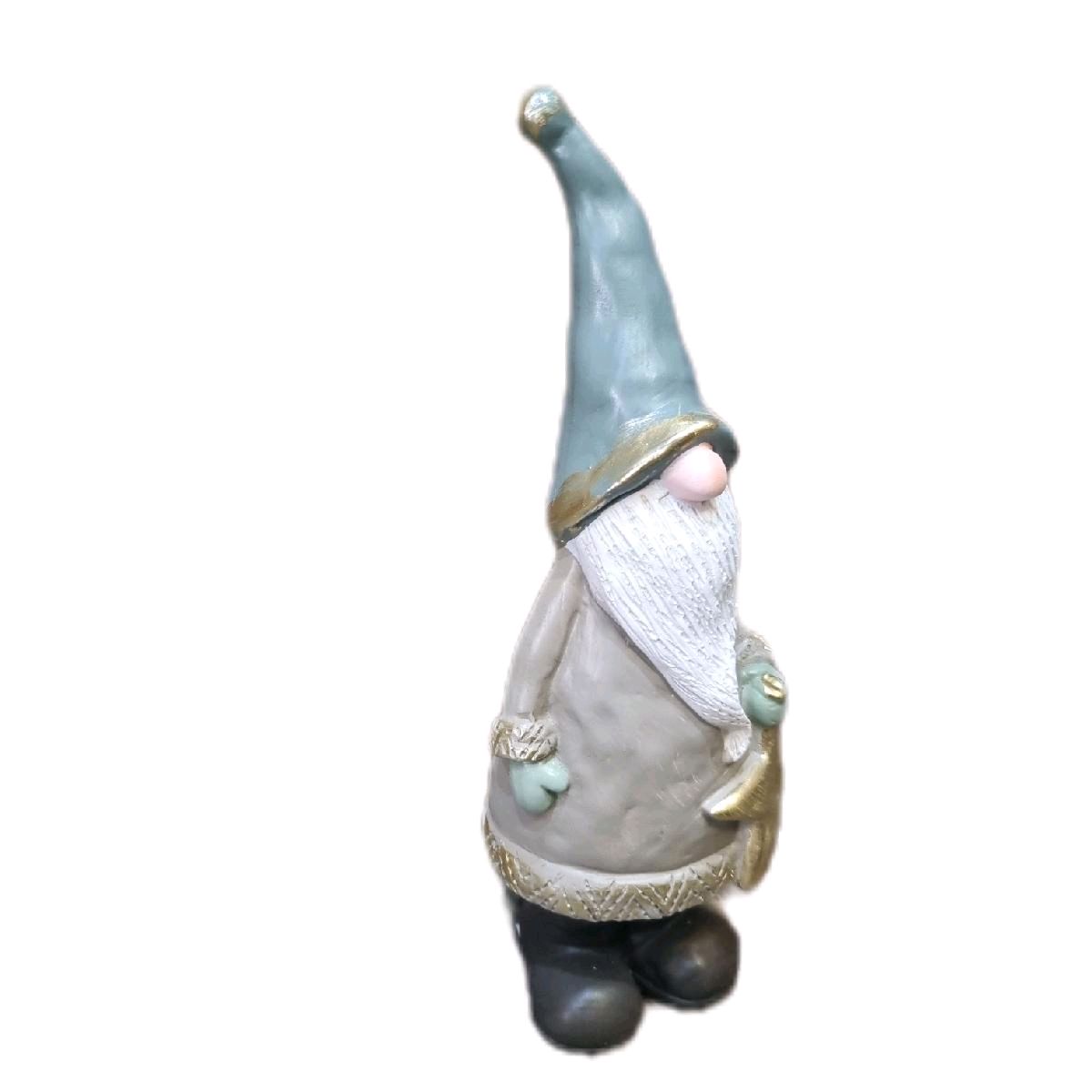 Gonk With Star Statue 23cm - Festive Home Decor Ornaments