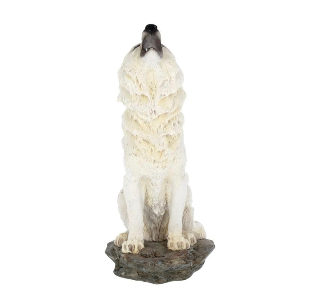 Storms Cry 20cm
Storms Cry Howling White Wolf Figure 20cm