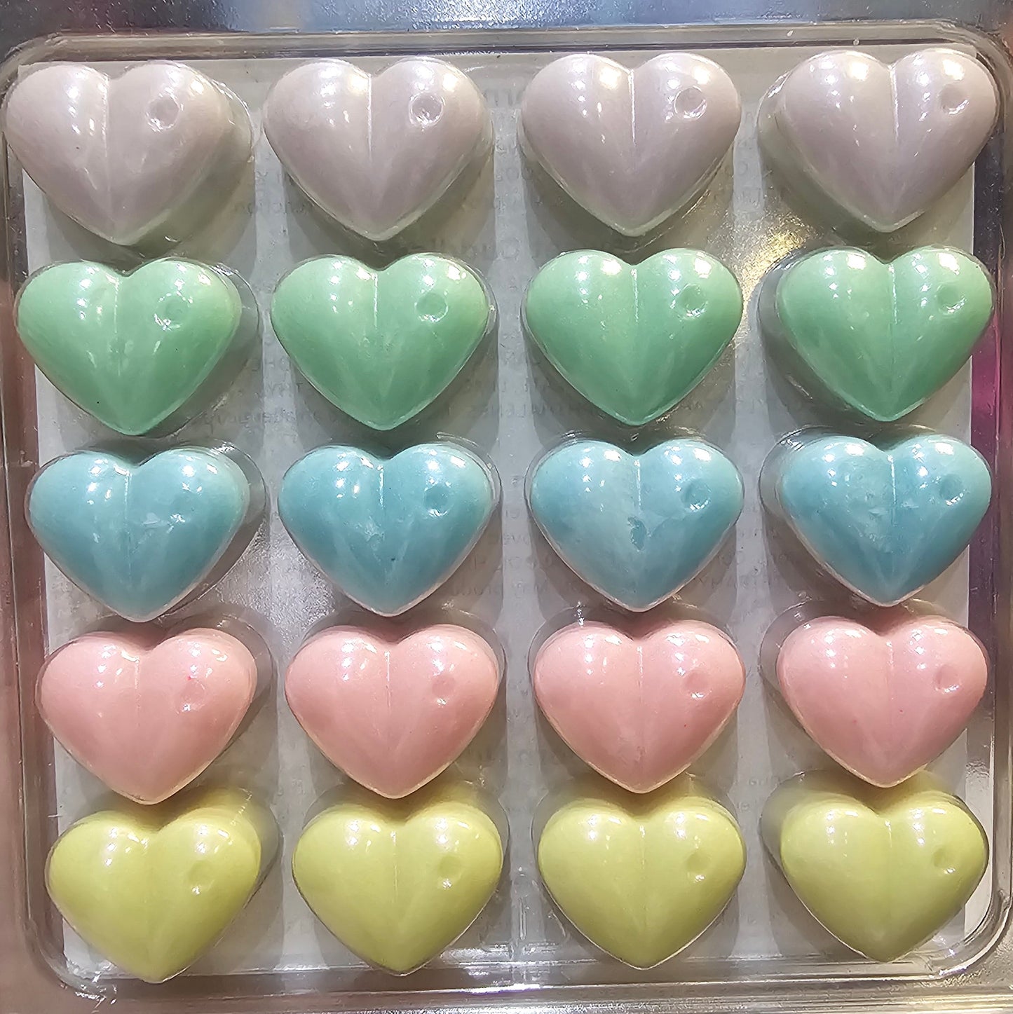 20 Heart Wax Melt Clamshell Collections
