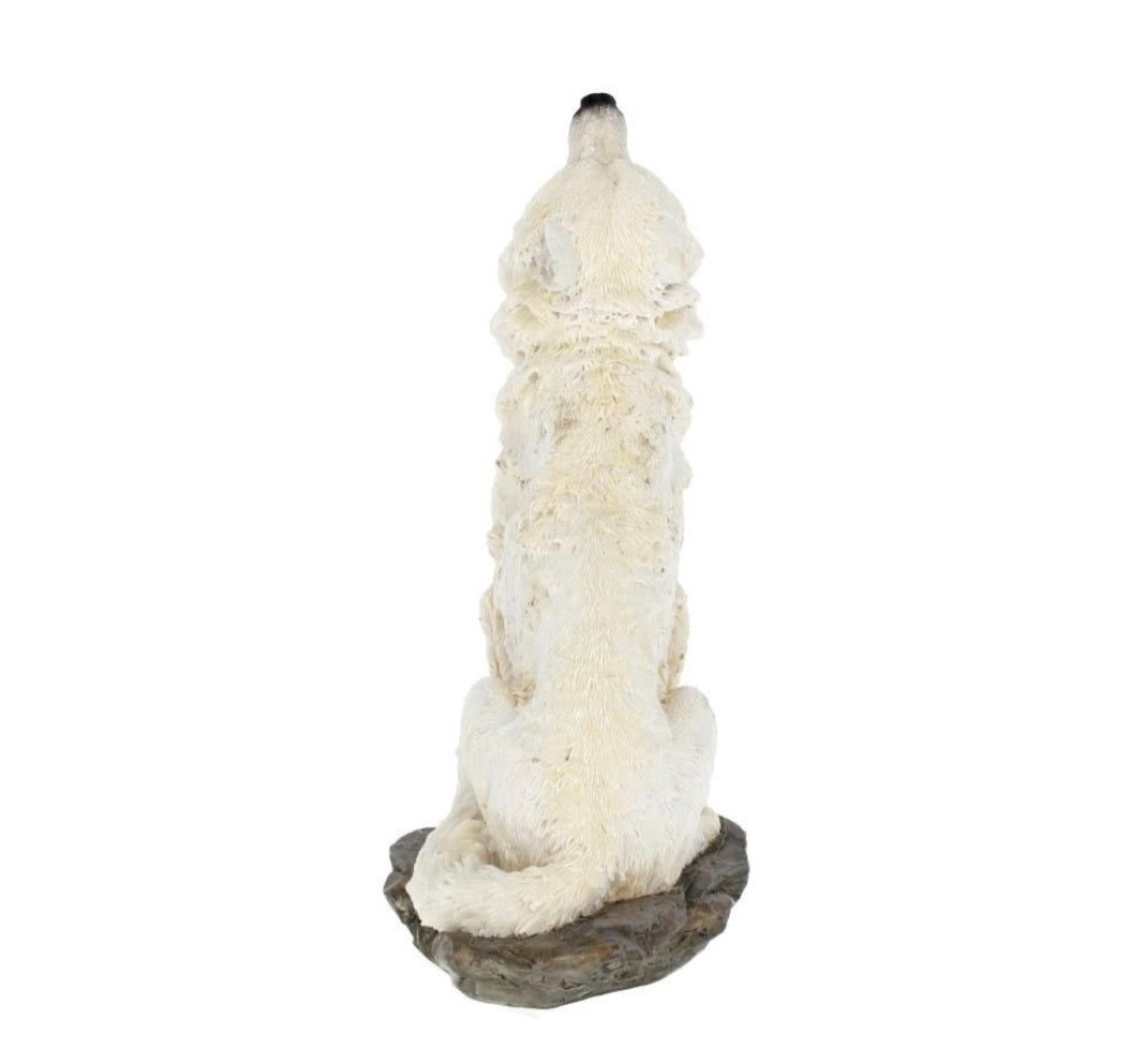 Storms Cry 20cm
Storms Cry Howling White Wolf Figure 20cm