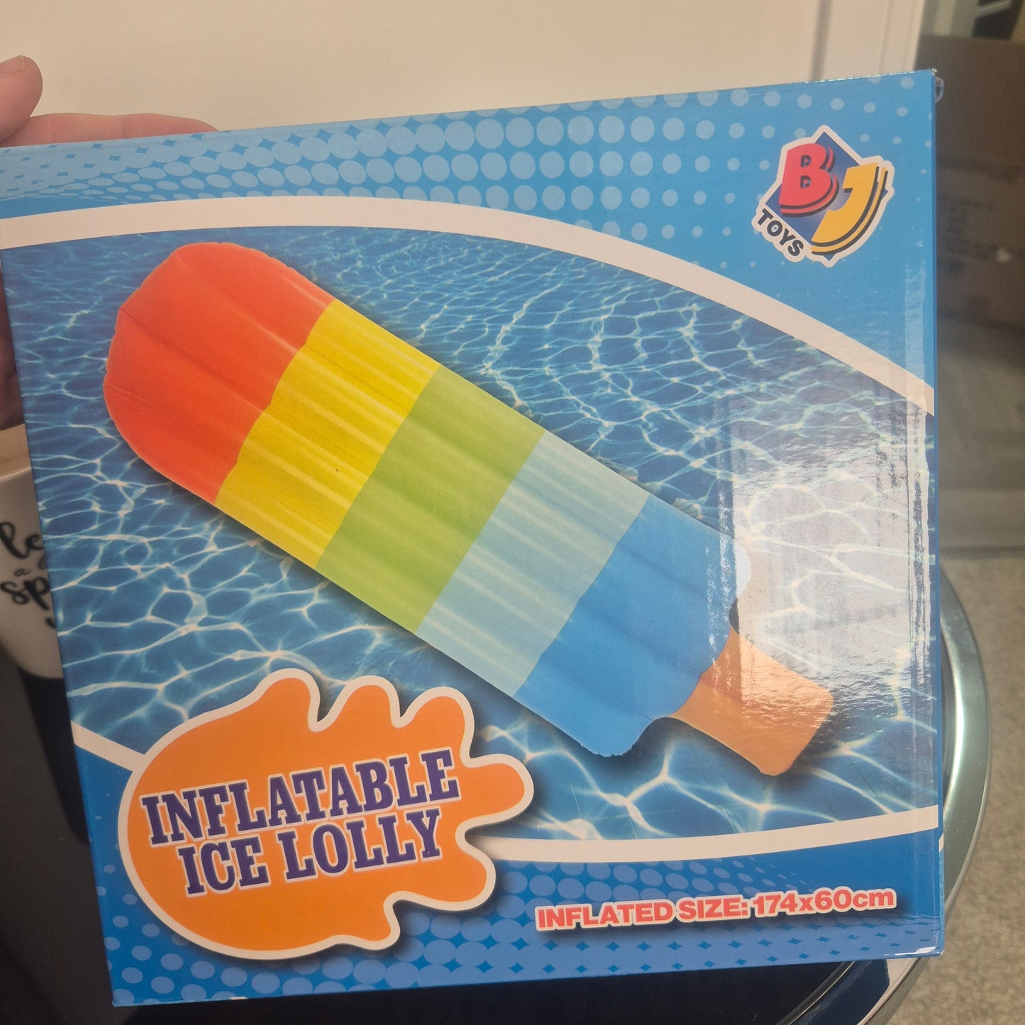 Inflatable ice lolly