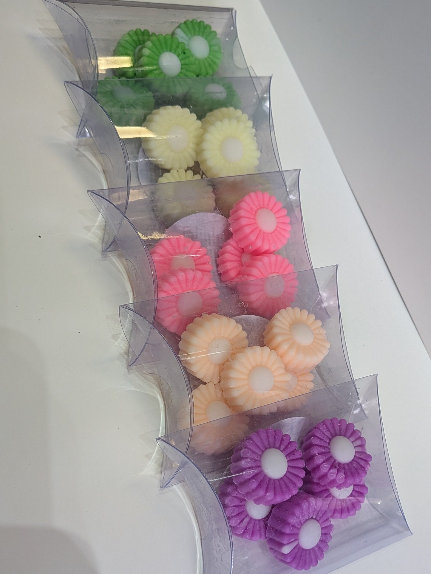 Sol Inspired Flower Shaped Mini Wax Melts in clear Pillow Box