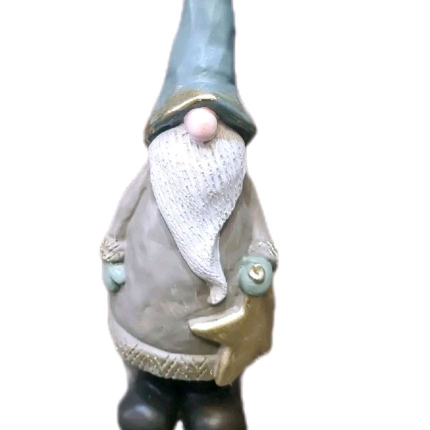 Gonk With Star Statue 23cm - Festive Home Decor Ornaments