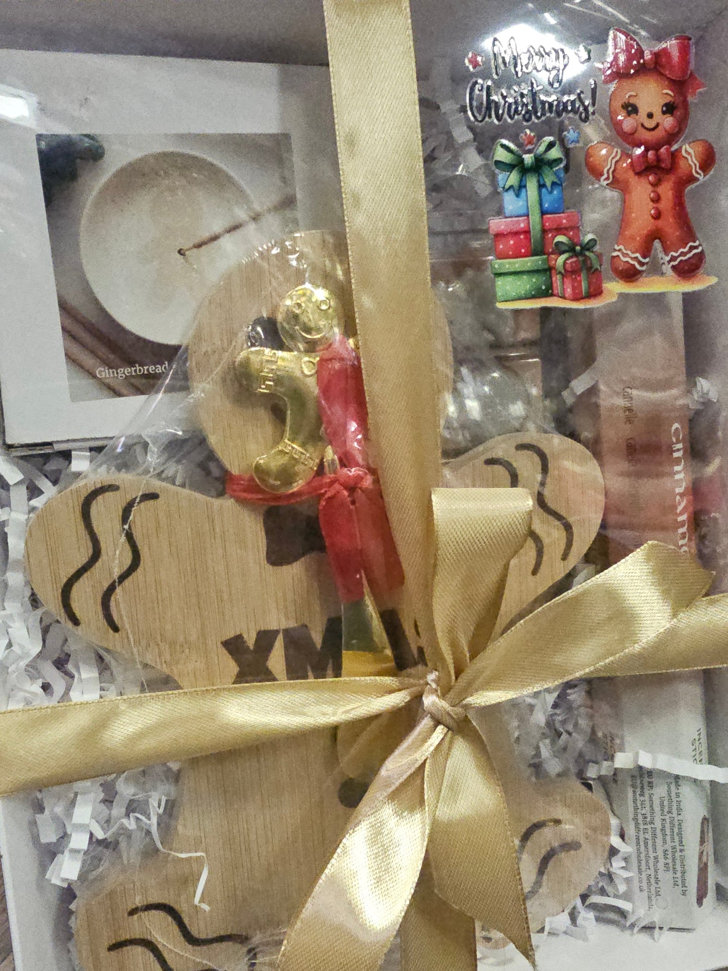 Gingerbread Home GiftBox