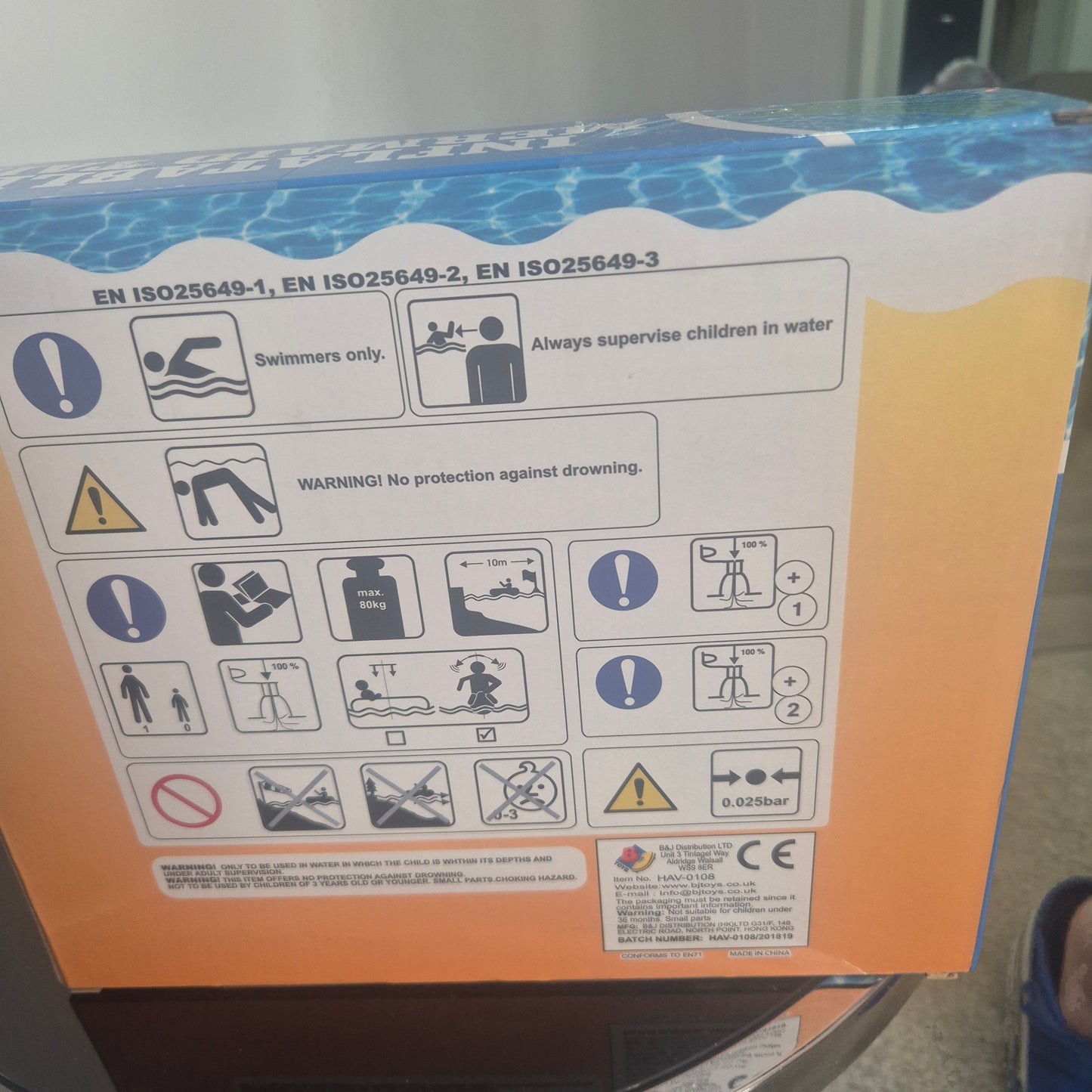 Inflatable mermaid tail