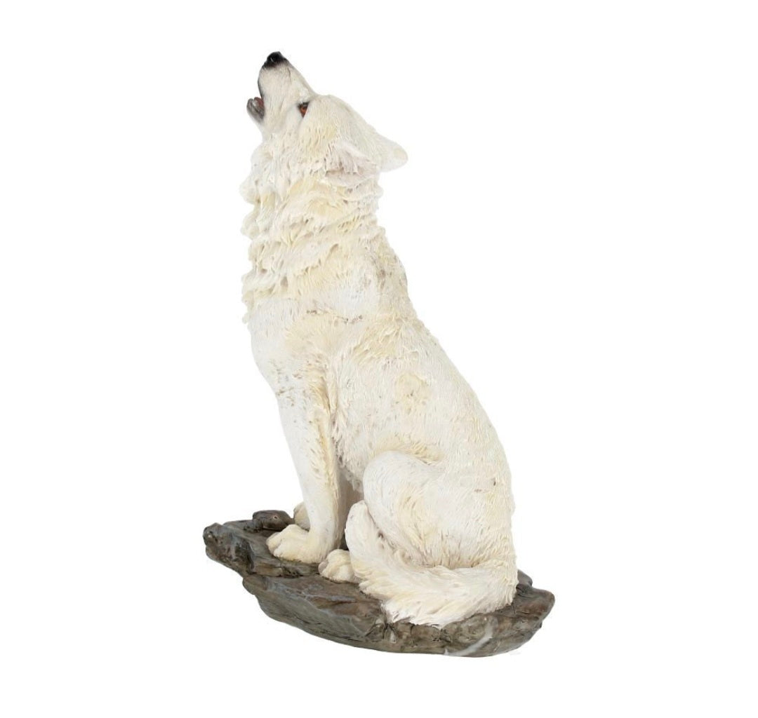 Storms Cry 20cm
Storms Cry Howling White Wolf Figure 20cm