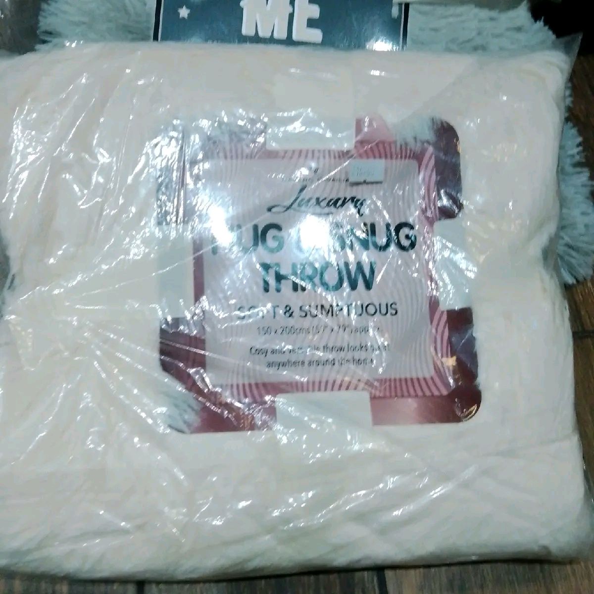 Hug & Snug Throw, 150 x 200cm