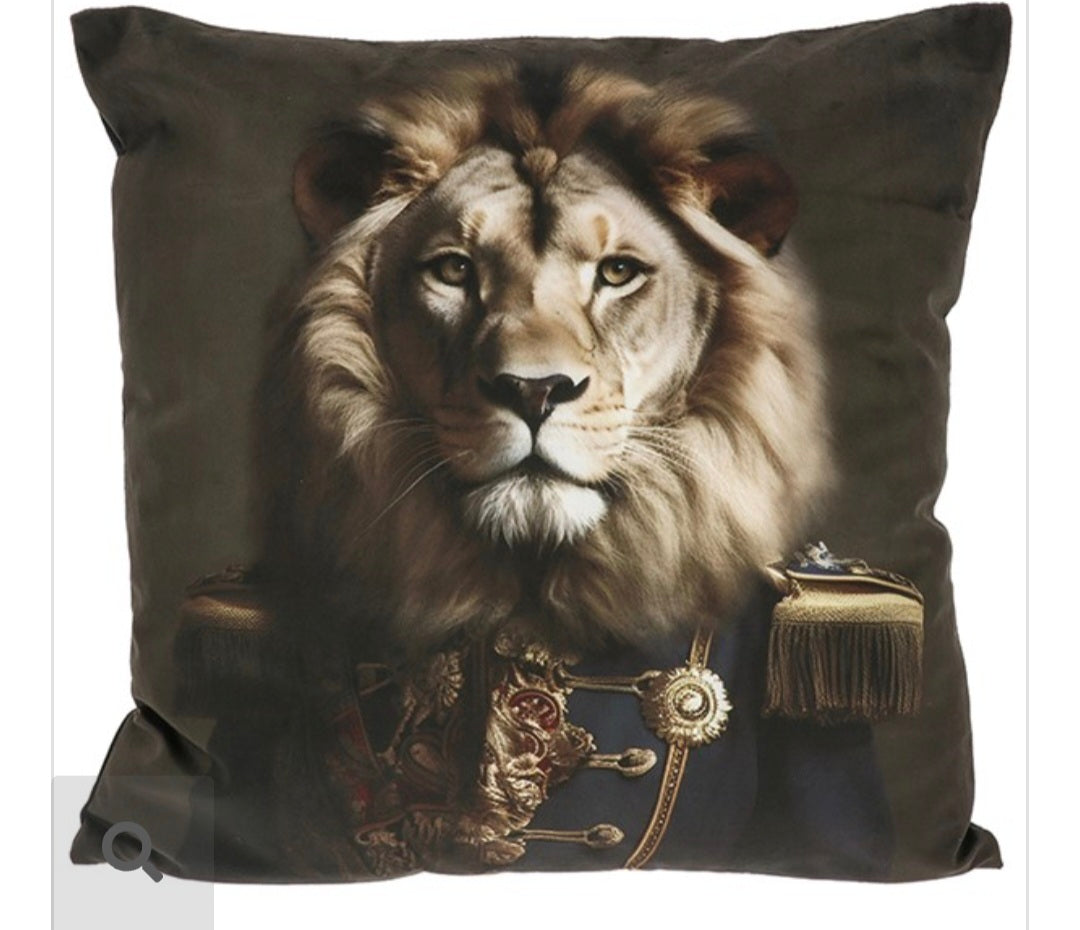Top Dog Cushion Lion