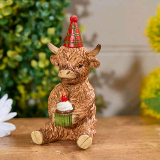 HIGHLAND COW WITH PARTY HAT AND CUP CAKE RESIN ORNAMENT  home decor figure Gift Figurine