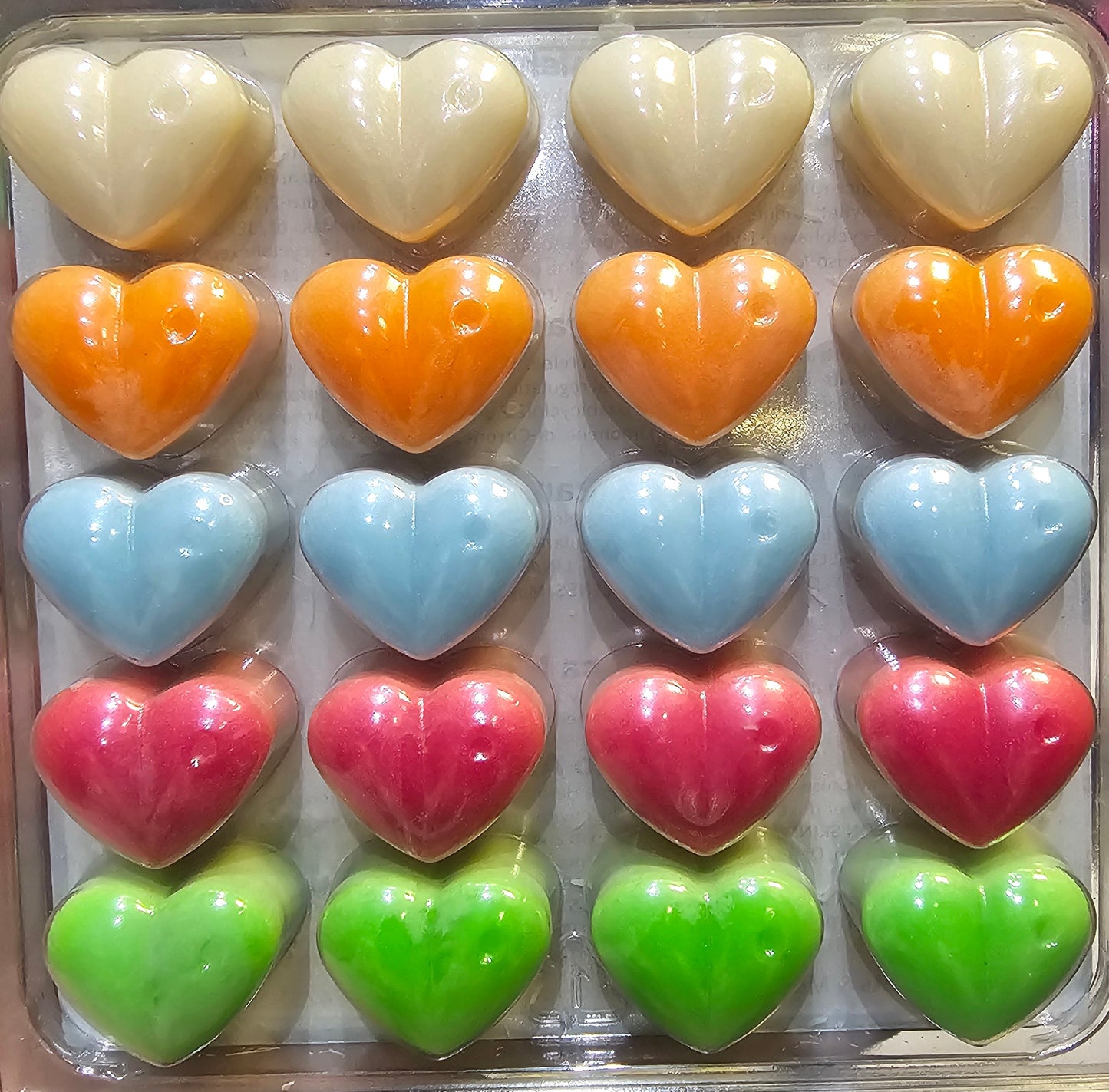 20 Heart Wax Melt Clamshell Collections