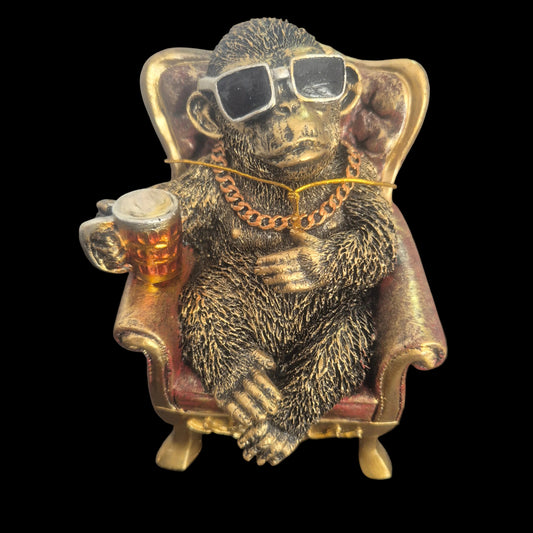 Gorilla relax