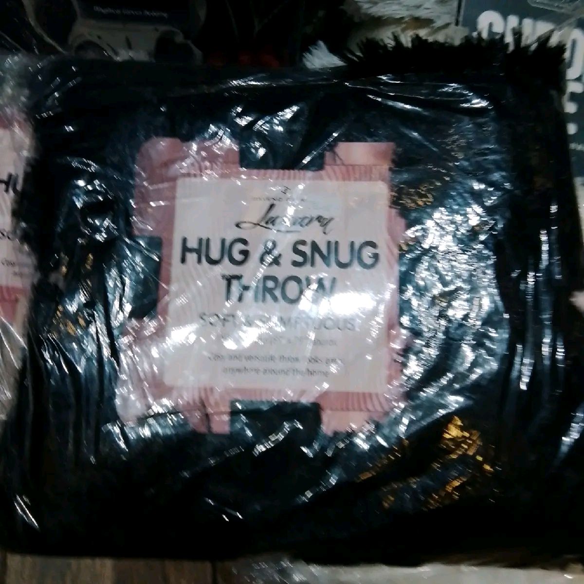 Hug & Snug Throw, 150 x 200cm