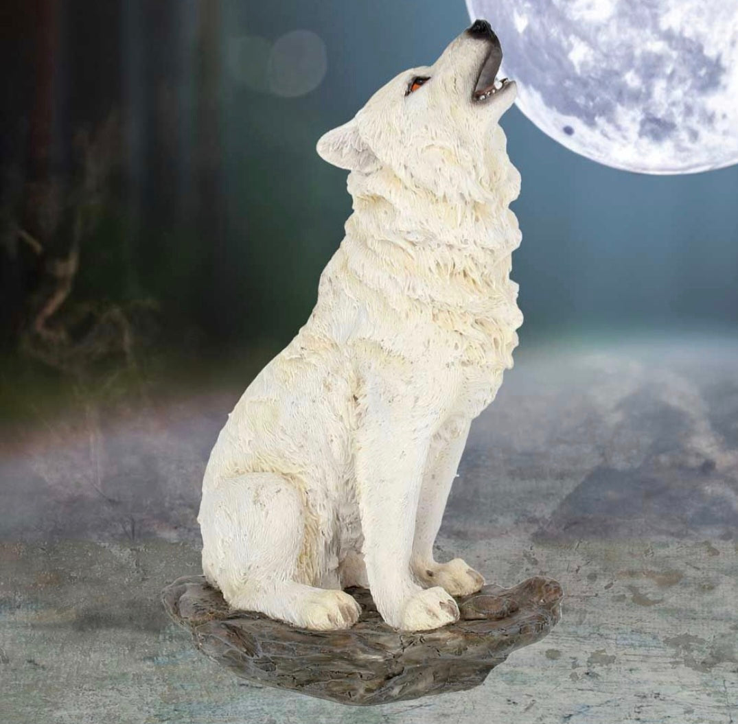 Storms Cry 20cm
Storms Cry Howling White Wolf Figure 20cm